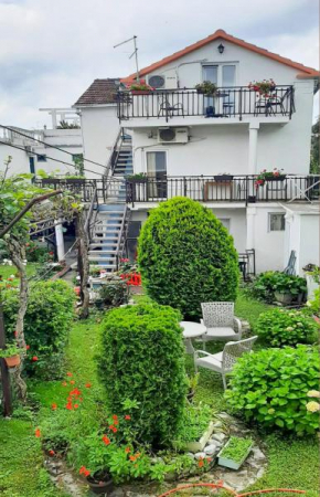 Apartmani Malovic